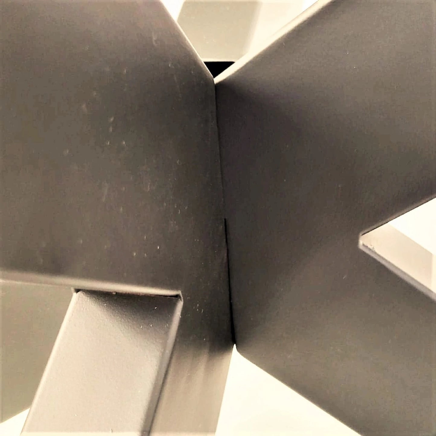 H16" x L30" x W30" ROUND Spider Shaped Coffee Table Legs