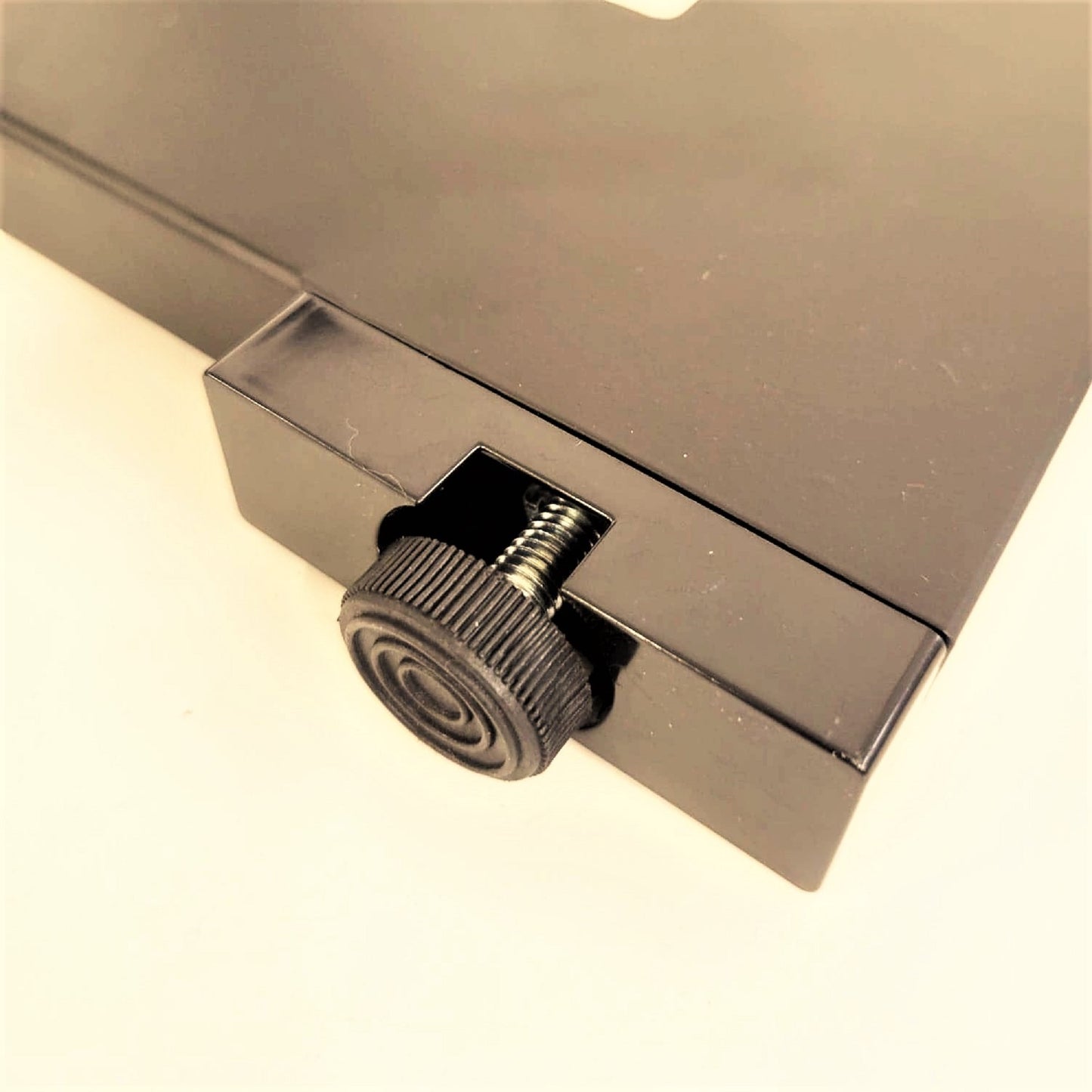 Round Coffee Table Legs, Round Metal Legs, Hairpin Legs, Round Furniture Legs, Round Steel Legs, Rusty Design, Furniture Legs Canada, Furniture Legs Ontario, Furniture Legs Toronto