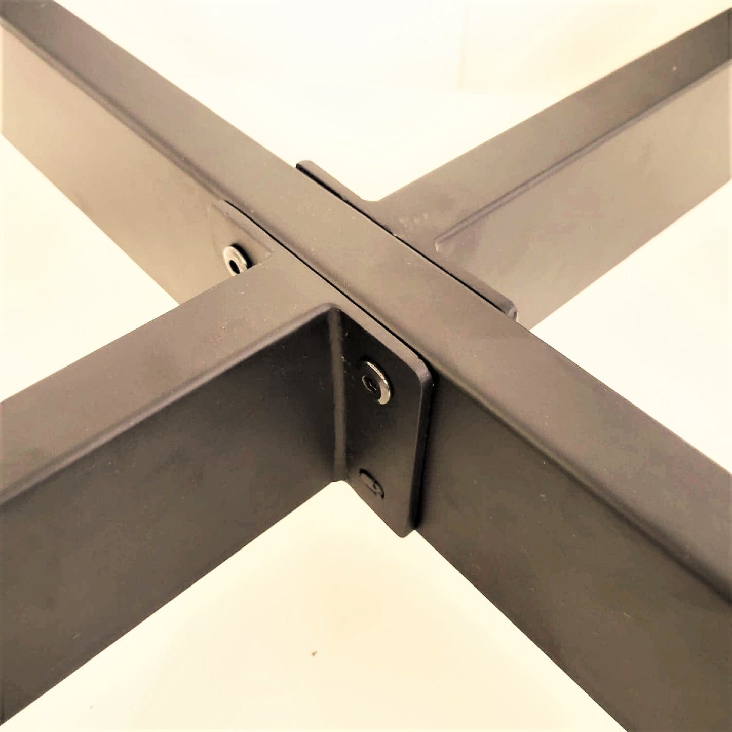 Round Coffee Table Legs, Round Metal Legs, Hairpin Legs, Round Furniture Legs, Round Steel Legs, Rusty Design, Furniture Legs Canada, Furniture Legs Ontario, Furniture Legs Toronto